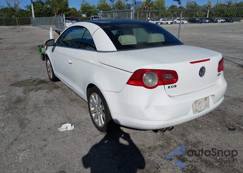2009 Volkswagen Eos Komfort z USA, uszkodzony, nr VIN WVWBA71F49V004392